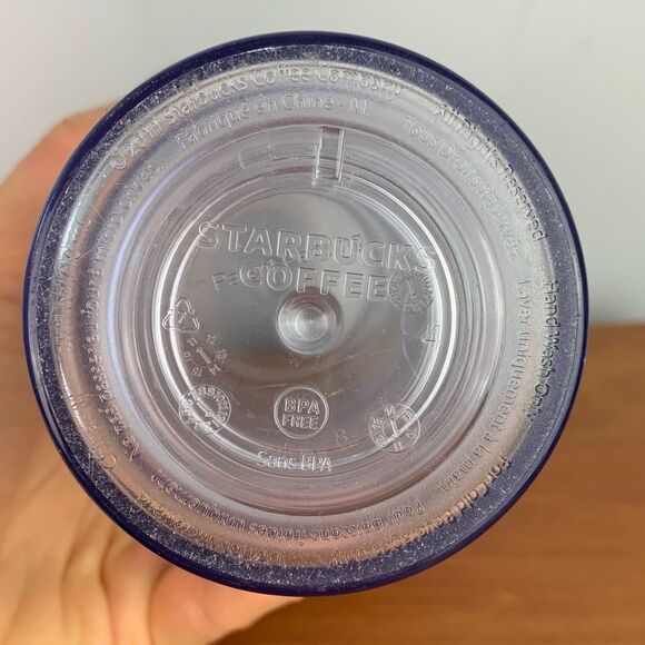 Starbucks set of 2 including Limited Edition 24oz Tumbler 2019 Holiday Season - Picture 3 of 8